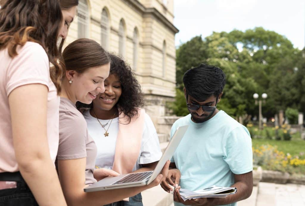 Benefits of expanded access to community colleges